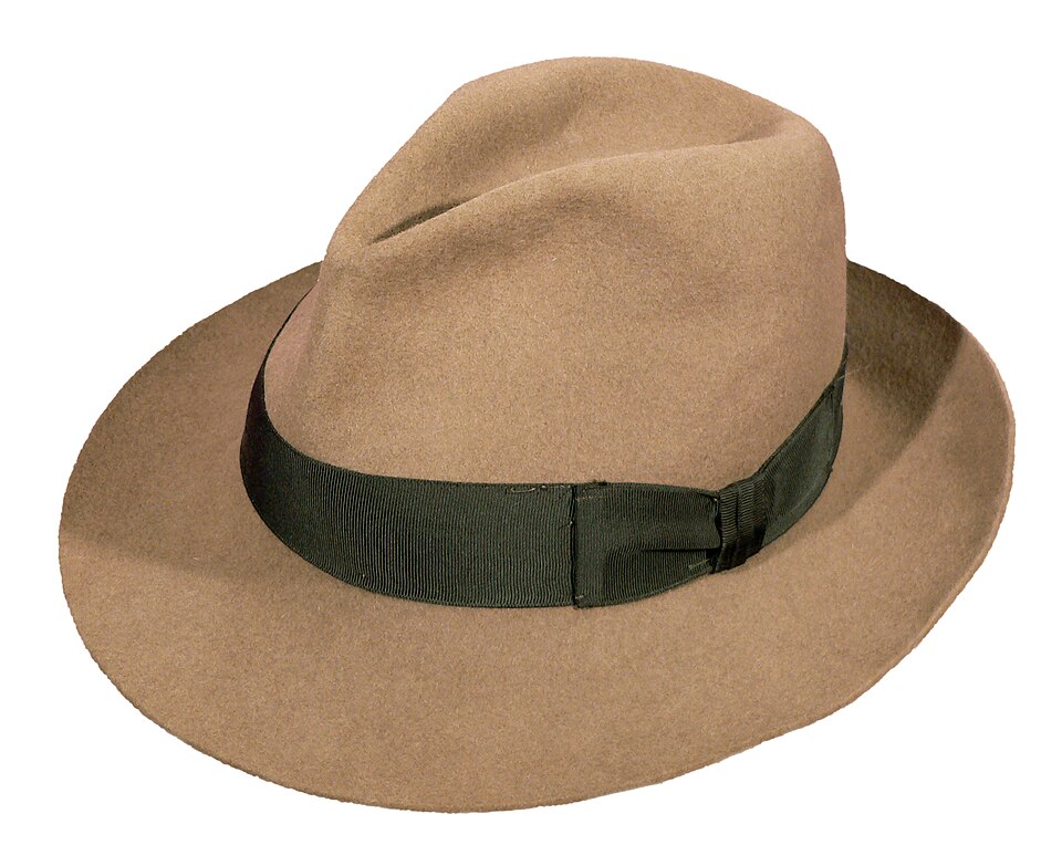 Source photo: Sand fedora