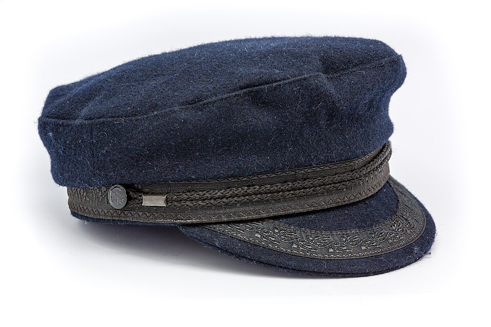 Source photo: Navy captain cap